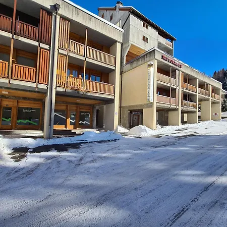 Pool And Sauna!san Bernardino With Free Parking And Wifi, Netflix Account Available! Apartment San Bernardino