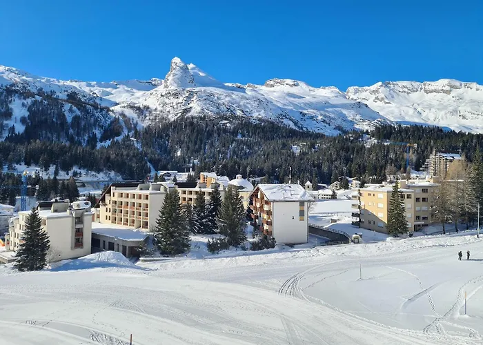 Pool And Sauna!san Bernardino With Free Parking! アパート